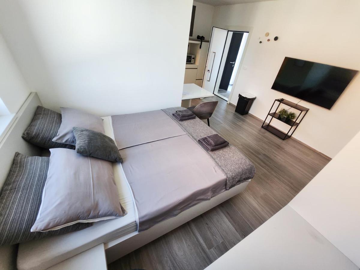 Villa Capris Apartments 코페르 외부 사진