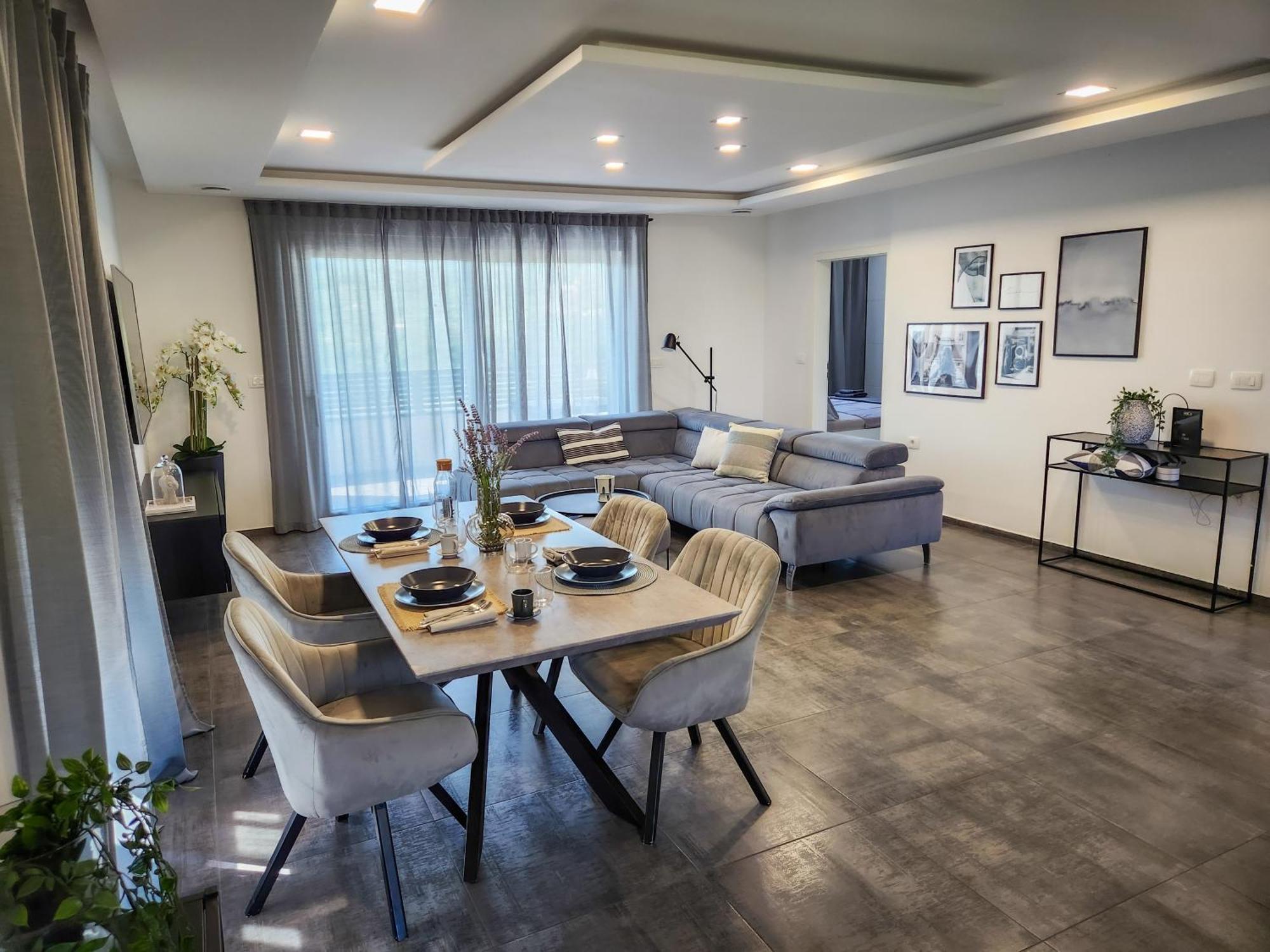 Villa Capris Apartments 코페르 외부 사진